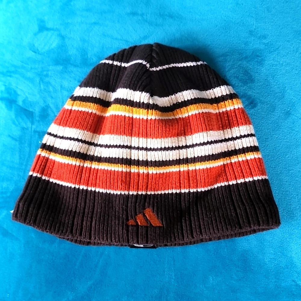 Adidas reversible beanie
